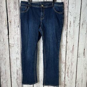 Lane Bryant Plus Size 18 Straight Leg Jeans Mid Rise Medium-Dark‎ Wash Pockets